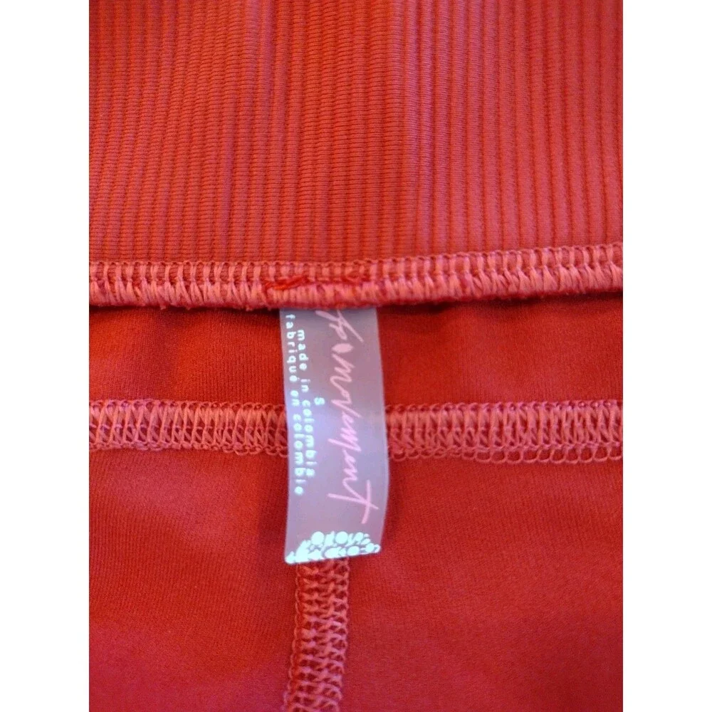 FREE PEOPLE Women's Movement red Mini Shorts - size S